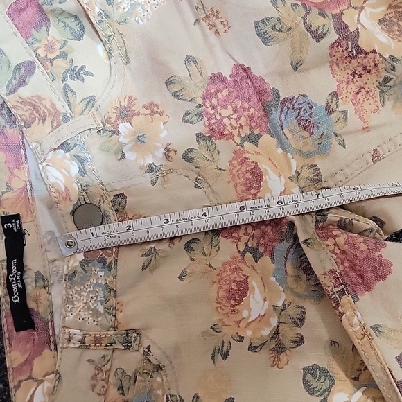 FLORAL Print Skinny Jeans - Picture 10 of 10